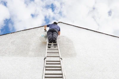 Peinture extérieure à Marcey-les-Grèves — façades et ravalement